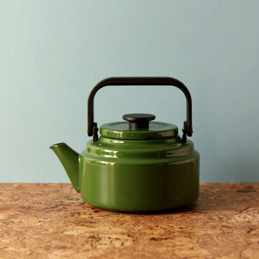 Japanese Noda Horo Amu Kettle - Green, side profile