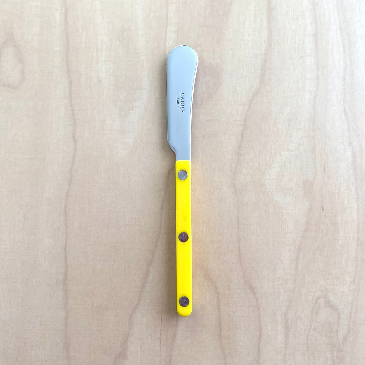Sabre Paris Bistrot Butter Spreader in Yellow