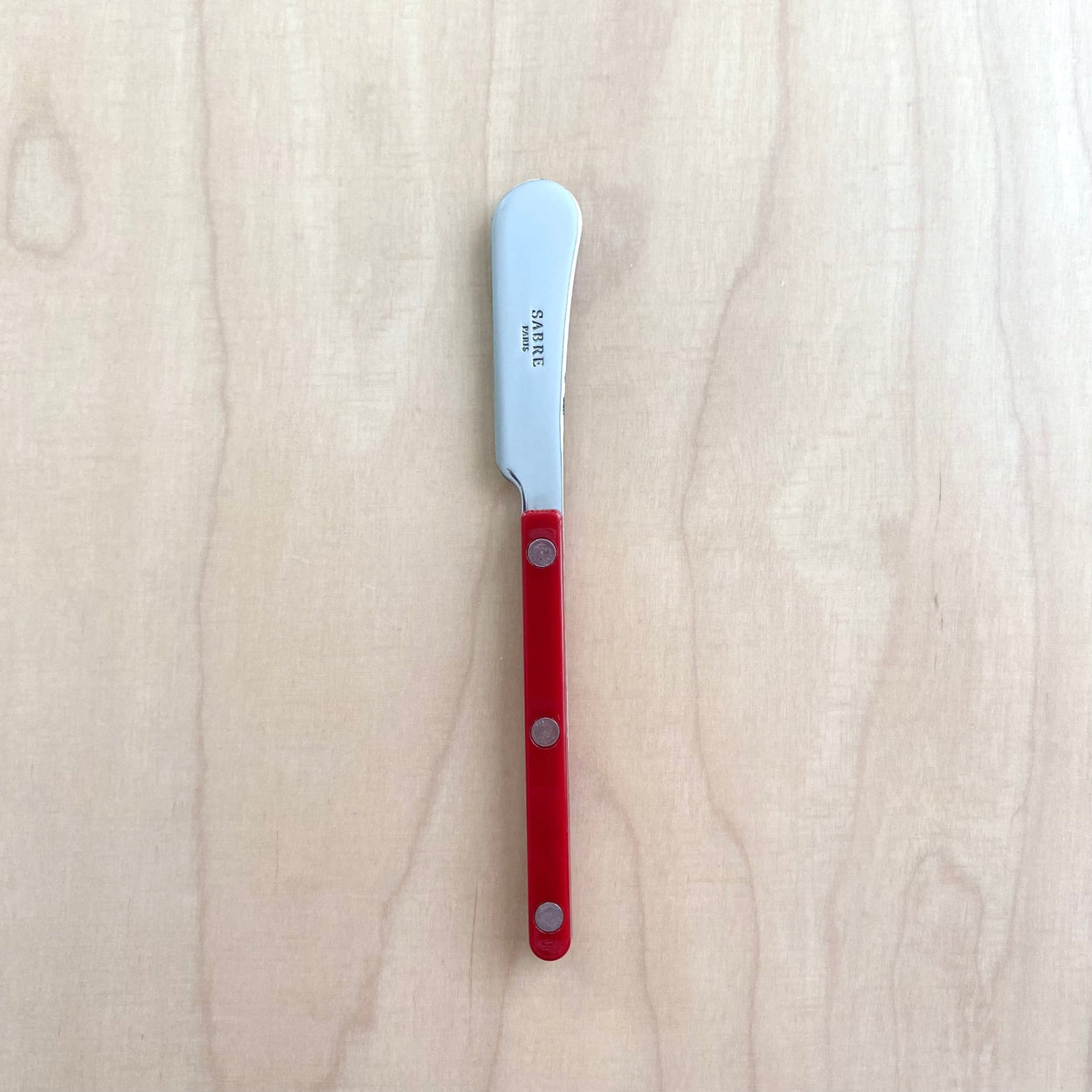 Sabre Paris Bistrot Butter Spreader in Burgundy