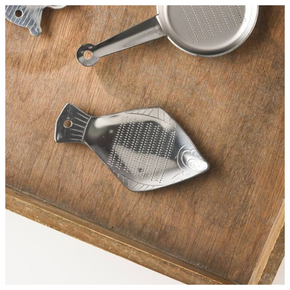 Japanese Ginger Grater - Fish on wood table