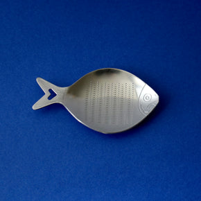 Japanese Ginger Grater - Fish A with blue background.
