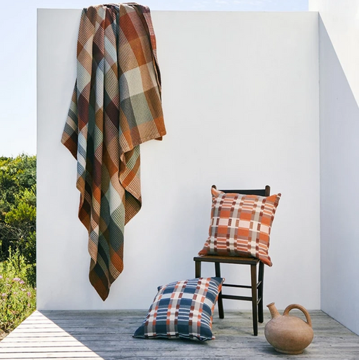 Mungo Vrou-Vrou Cotton Waffle Blanket - Cedarwood outdoors with cushions