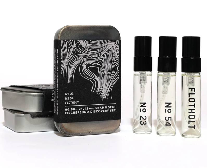 The Fischersund Dark Fragrance Discovery Set EDP  metal box with three glass testers