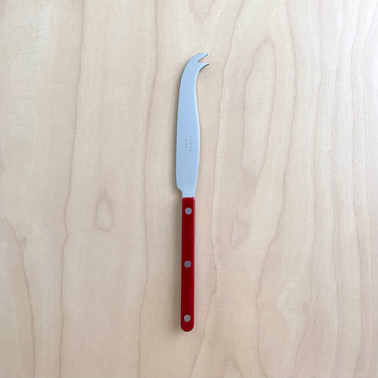 Sabre Bistrot Cheese Knife in Burgundy